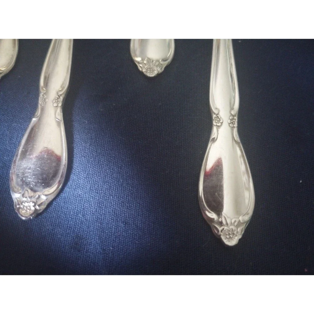 3 Pc. Oneida Community Stainless Steel Iced Tea Spoons Chatelaine Pattern Glossy